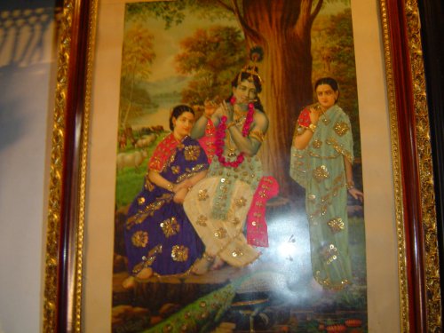 Who knows, it may be ravi varma art Who knows, it may be ravi varma art